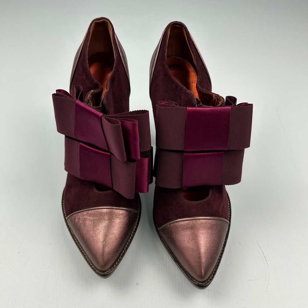 Burgundy Suede & Metallic Bronze Bow Stiletto Heels Made in Italy Size 38